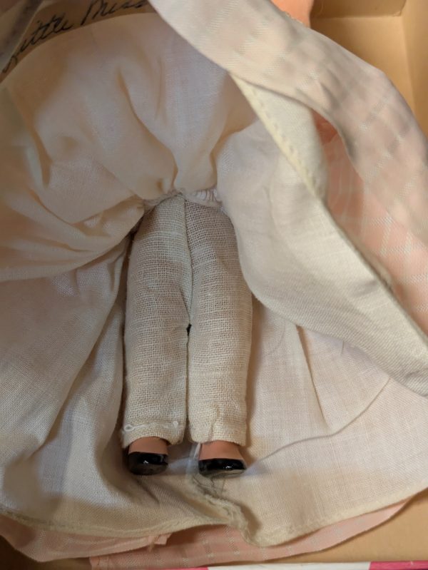 #163 Little Miss Donnet, She Wore a Big Bonnet Vintage Nancy Anne Storybook Doll - Image 4