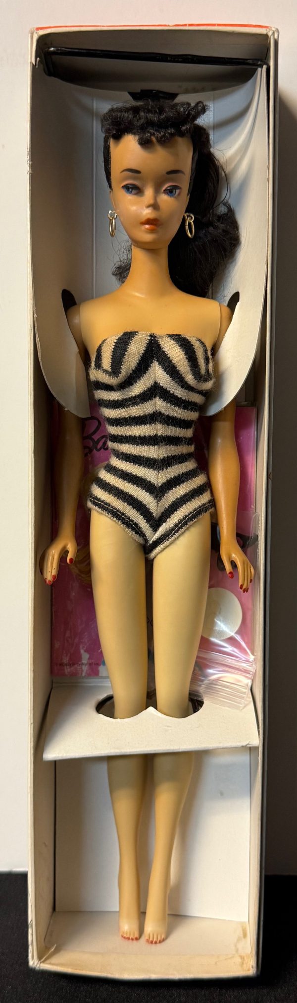 #850 Vintage #3 Ponytail Barbie Brunette in Box