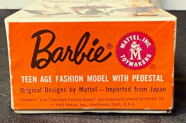 #850 Vintage Bubble Cut Barbie Brunette MIB - Image 9