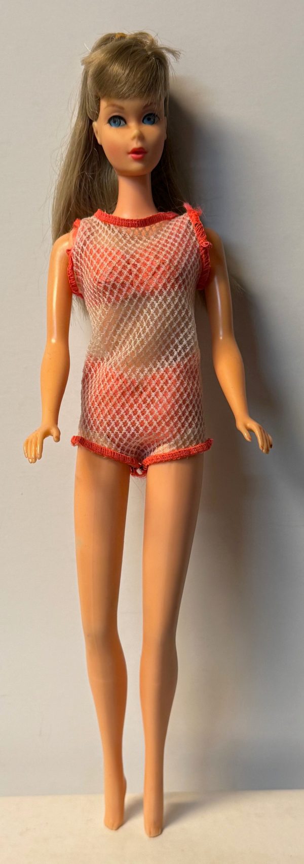 #1160 Vintage Twist ‘n Turn (TNT) Barbie Ash Blonde NO BOX/LEGS LOOSE