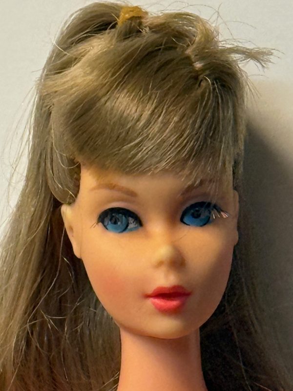 #1160 Vintage Twist ‘n Turn (TNT) Barbie Ash Blonde NO BOX/LEGS LOOSE - Image 2