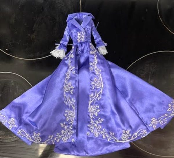 Meteor  Rococo Collection Head Over Heels Taliyah Harper.   MINT & COMPLETE FASHION.   No Doll - Image 6