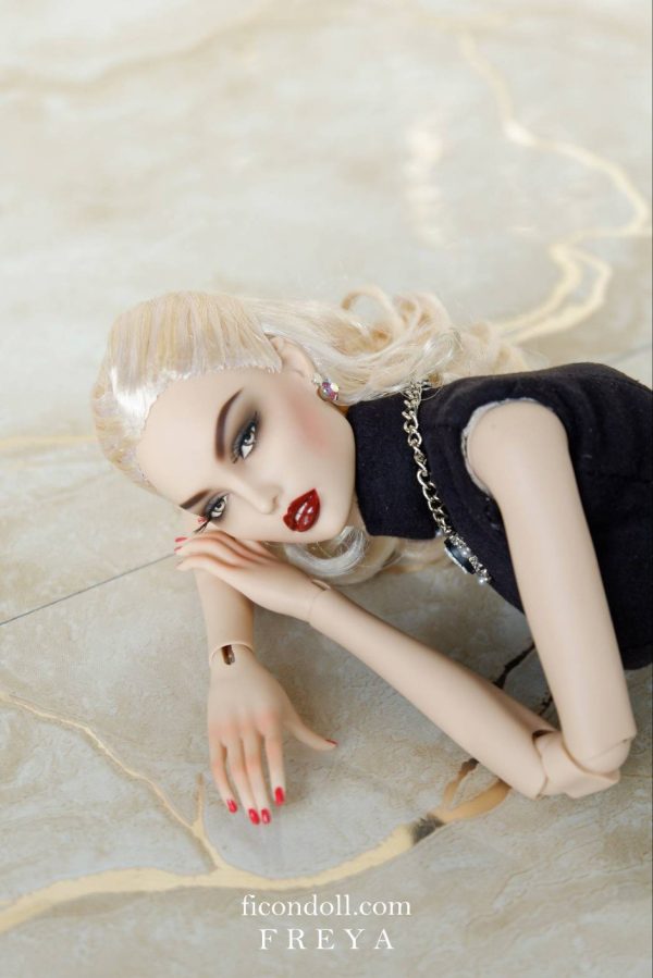 Ficon Freya 16" ball jointed fashion doll Marion sculpt  regular skin  LE30 PRE-ORDER - Image 4