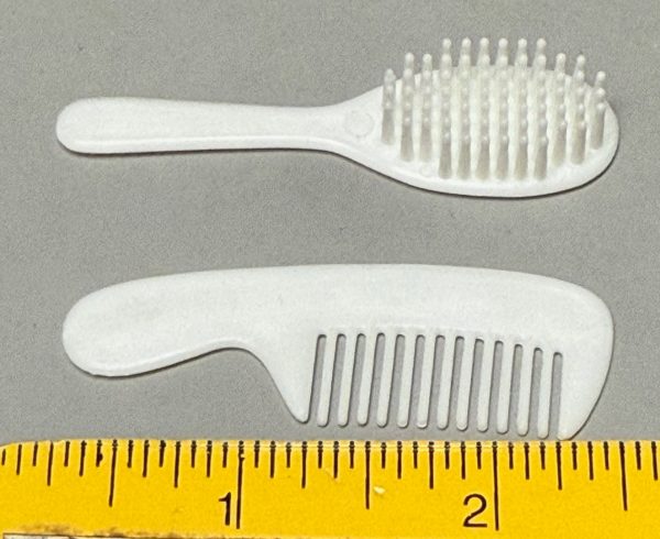 Vintage Doll Brush and Comb Set (White) 2.5"