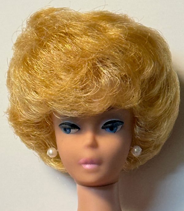 #850 Vintage Bubble Cut Barbie White Ginger Mint - Image 2