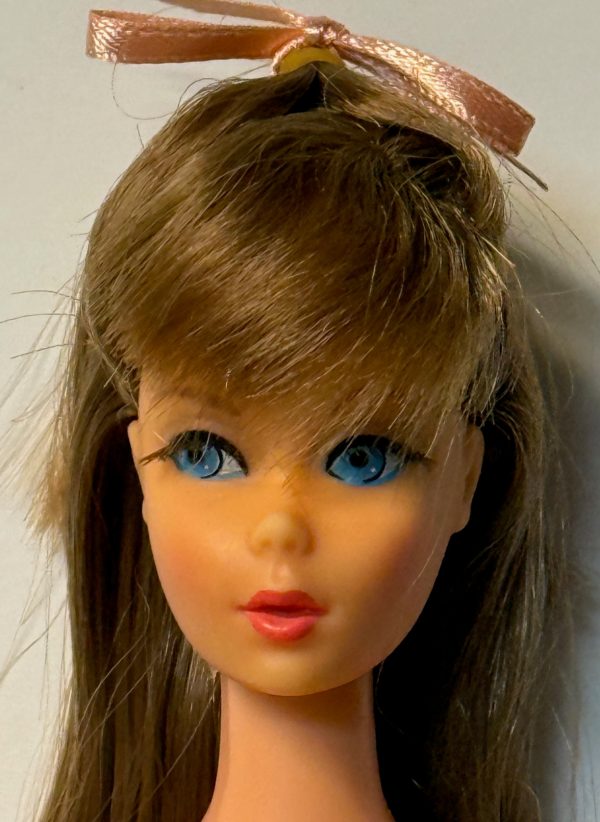 #1160 Vintage Twist 'n Turn (TNT) Barbie Medium Brown Hair NUDE - Image 2
