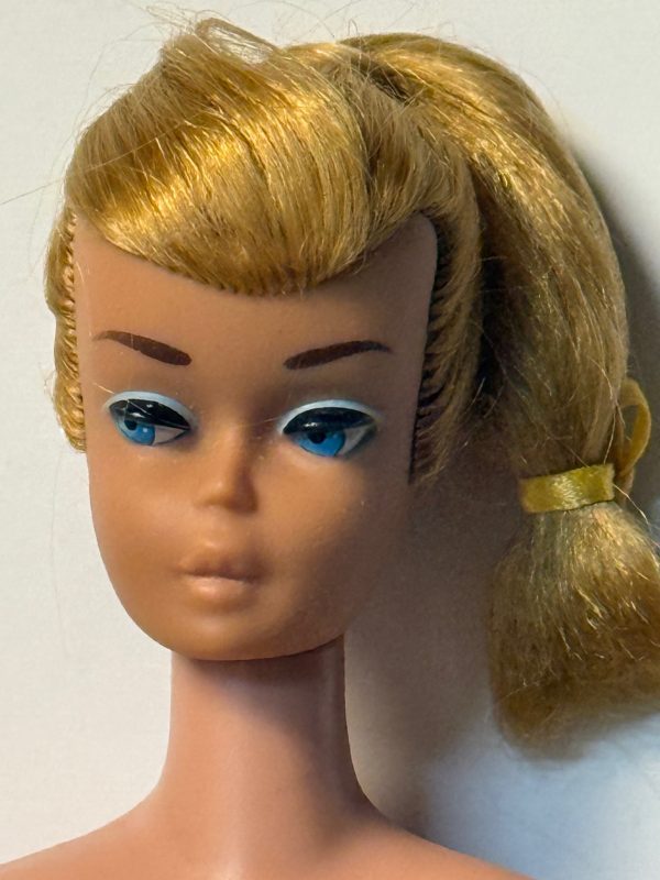 #850 Vintage Blonde Swirl Ponytail Barbie Nude - Image 2
