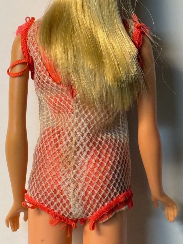 #1160 Vintage Twist 'n Turn (TNT) Barbie Blonde in Original Swimsuit - Image 6