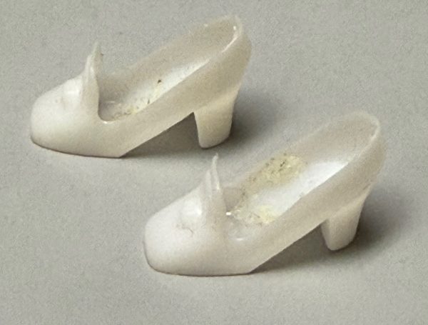 Vintage Barbie Mod Pilgrim Shoes (White)