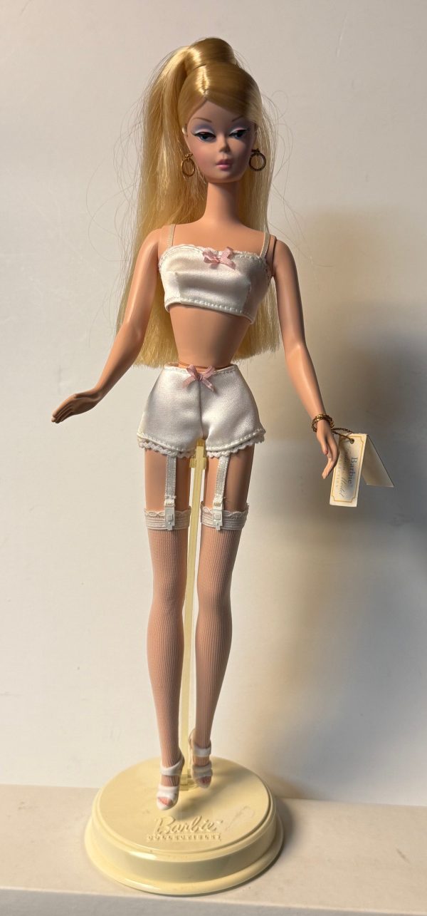 26930 BFMC Lingerie #1 Barbie MINT/COMPLETE NO BOX