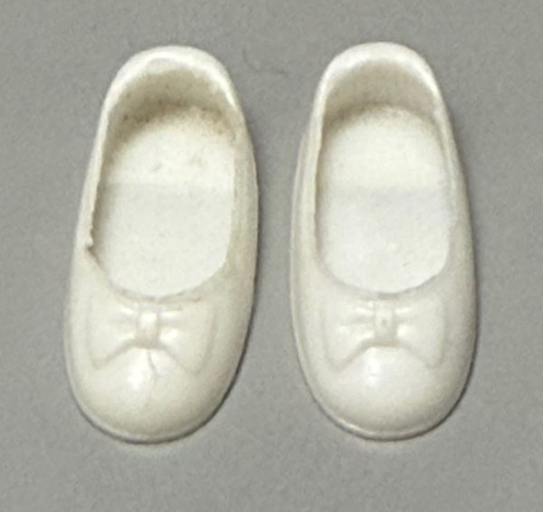 Vintage Tutti White Bow Shoes "Japan" - Image 2