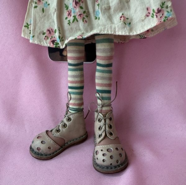 Connie Lowe Small Stella 13" Chocolate  Resin bjd.  New Mint - Image 4