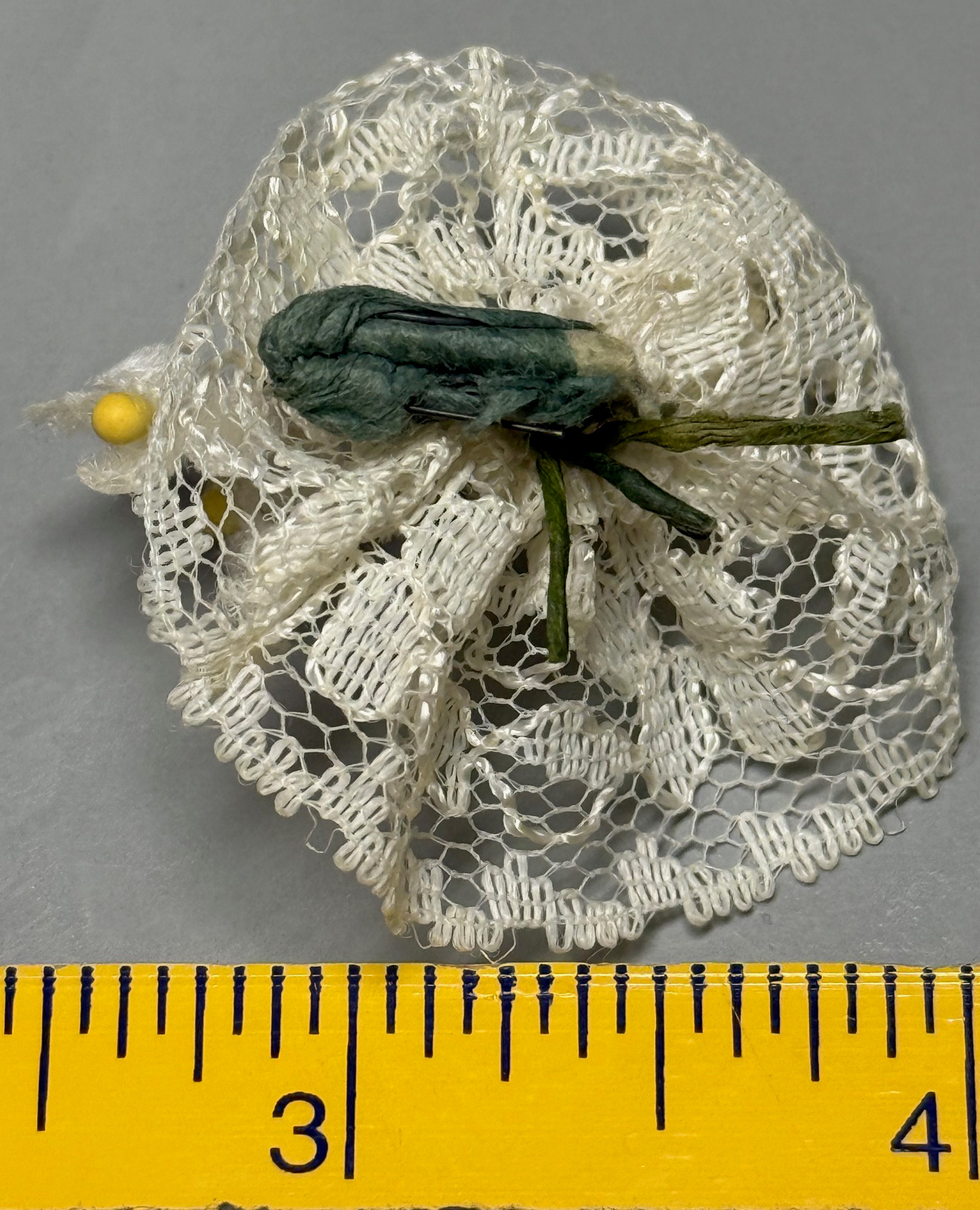 Vintage Bridal Bouquet (Barbie Size) - Image 2