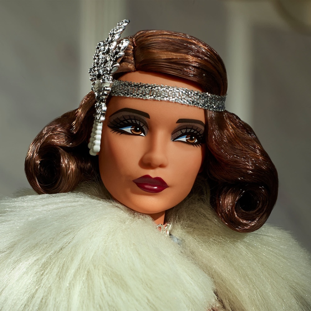 JBH89 A Tribute to Fashion Barbie Doll #2. NRFB in Shipper - Image 9