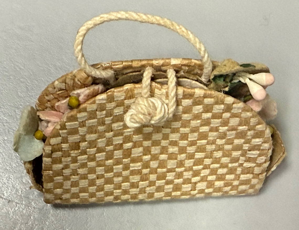 #923 Vintage Barbie Accessory Pack STRAW TOTE BAG ONLY - Image 3