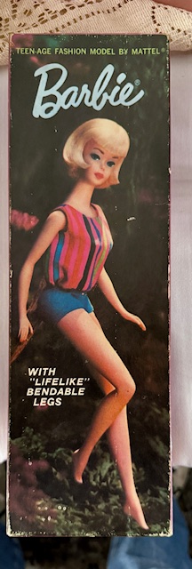 #1070 Vintage American Girl Ash Blonde Side Part w/Bendable Legs NRFB only removed from box for pictures - Image 9
