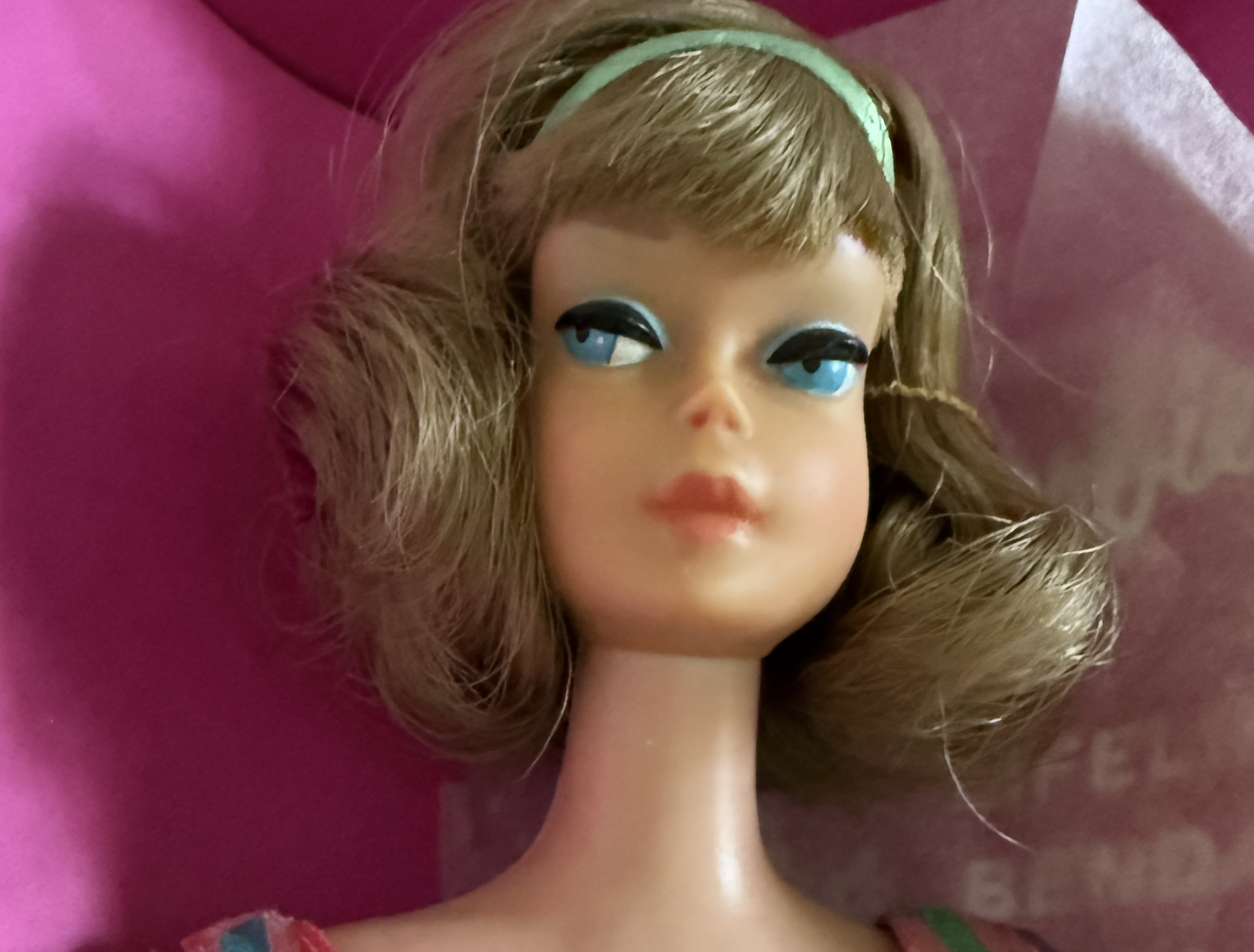 #1070 Vintage American Girl Ash Blonde Side Part w/Bendable Legs NRFB only removed from box for pictures - Image 5