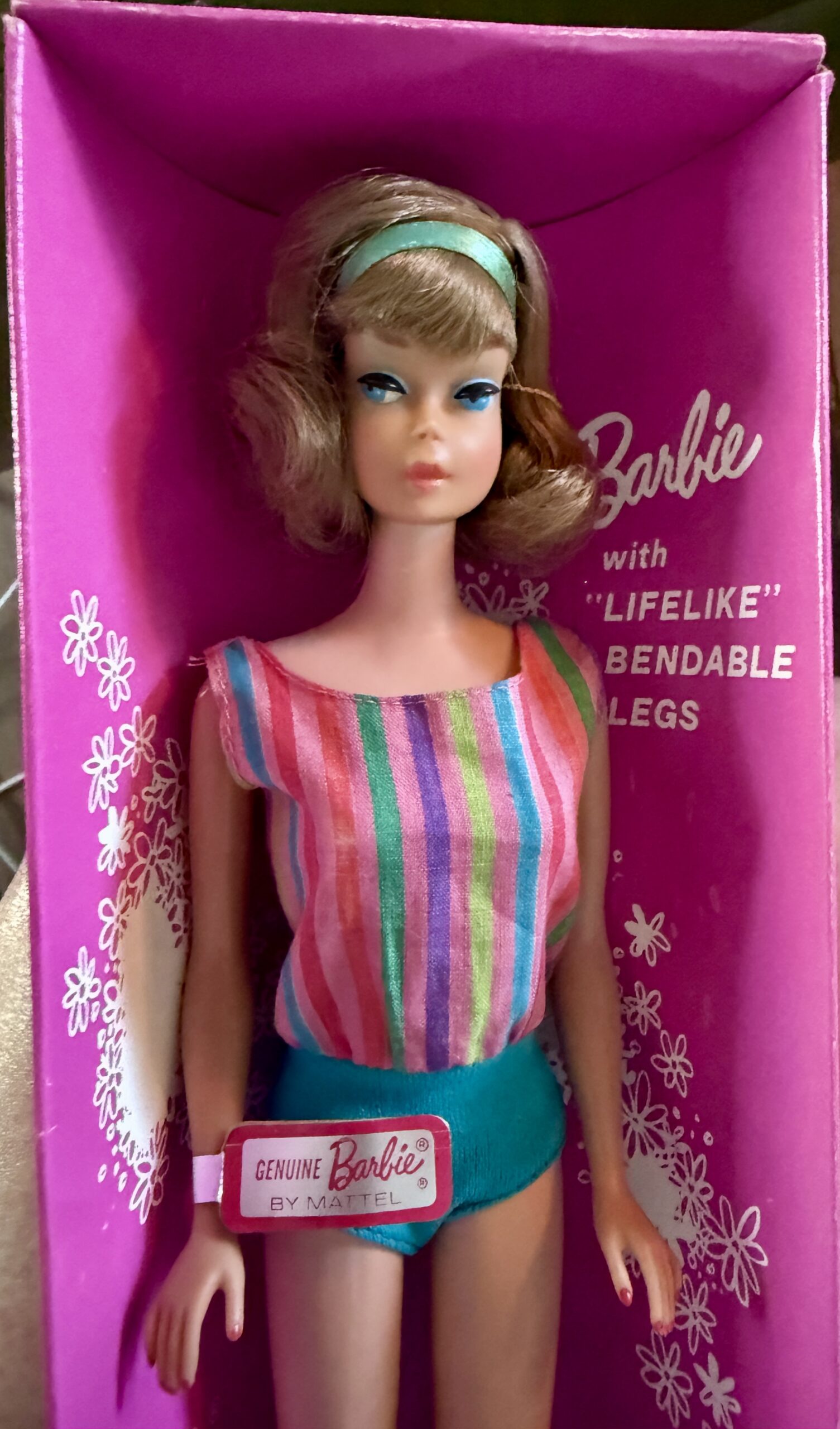 #1070 Vintage American Girl Ash Blonde Side Part w/Bendable Legs NRFB only removed from box for pictures - Image 6
