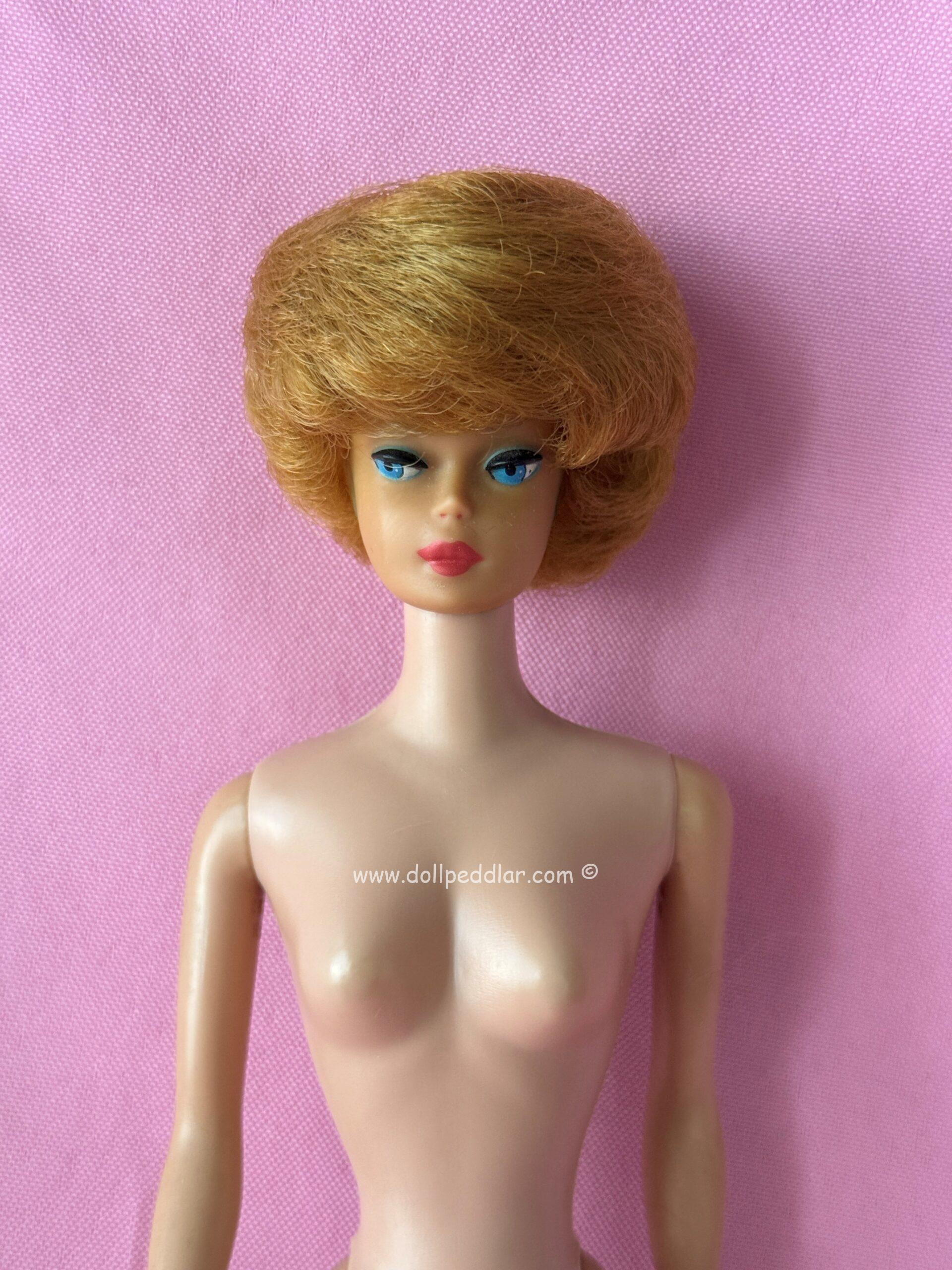 Vintage Golden Bubble Cut Barbie NUDE MINT/NEAR MINT - Image 4