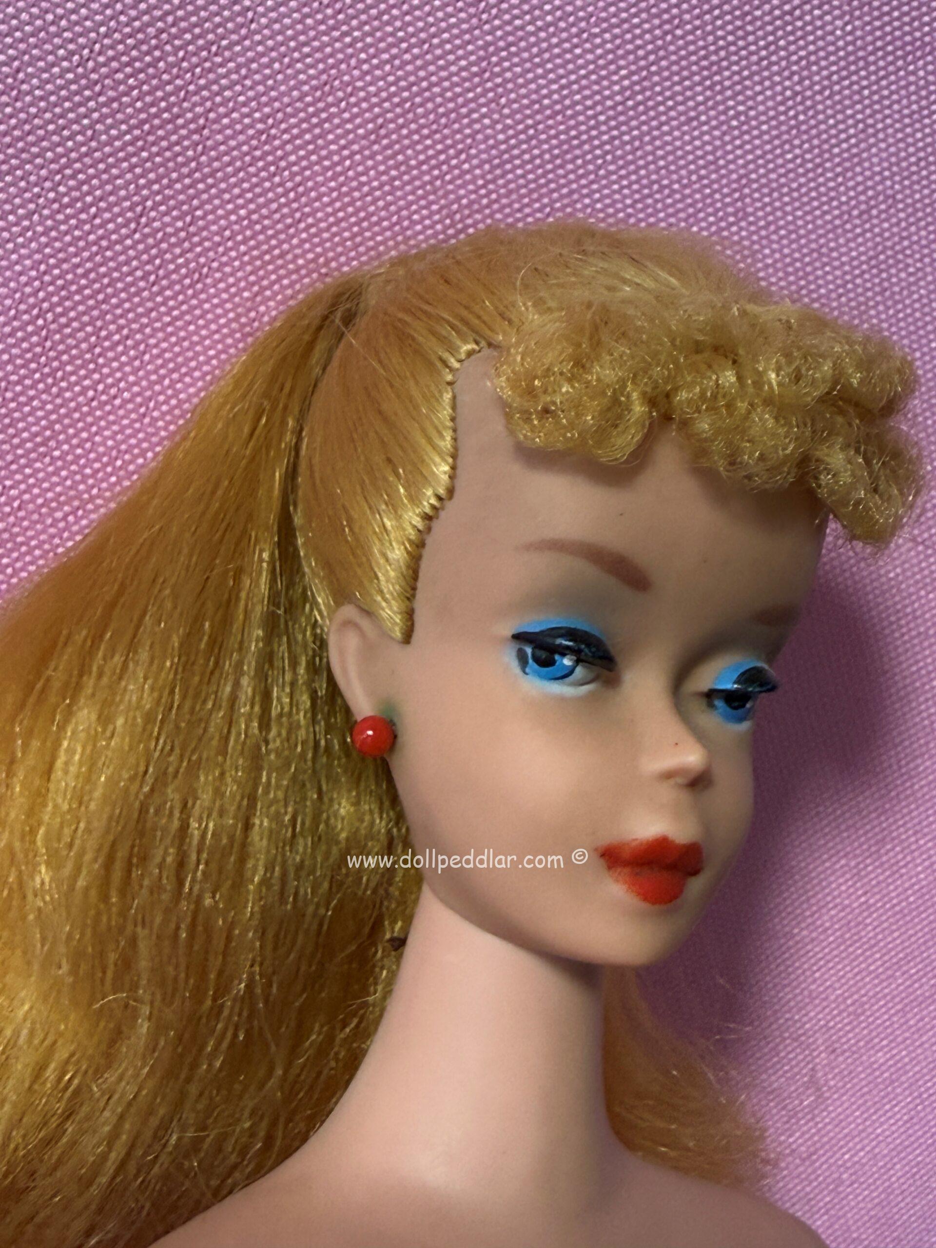Vintage Number 4 Blonde Ponytail Barbie MINT/NEAR MINT - Image 4