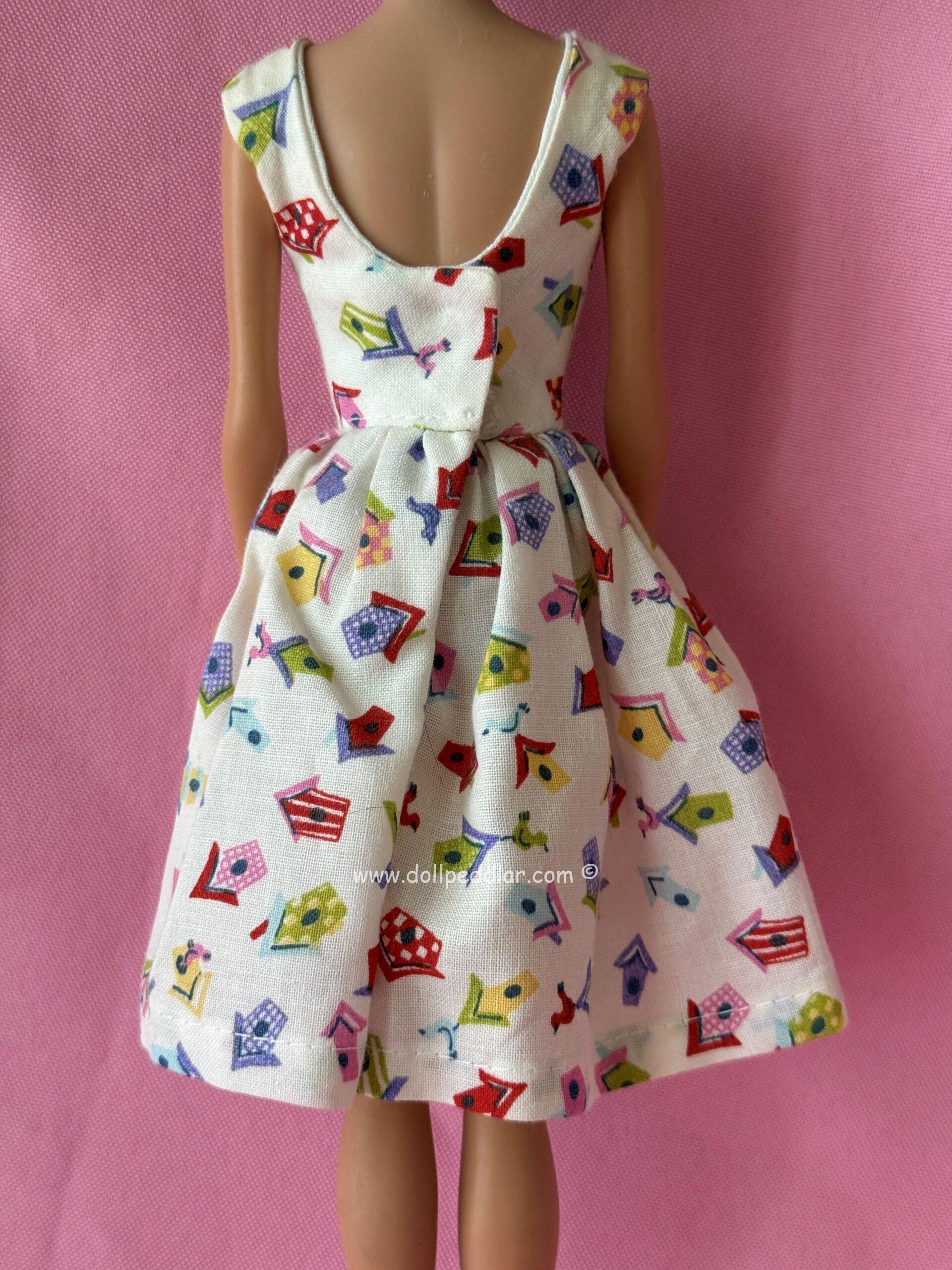 Vintage Brunette Bubble Cut Barbie in Replica Dress MINT/NEAR MINT - Image 9
