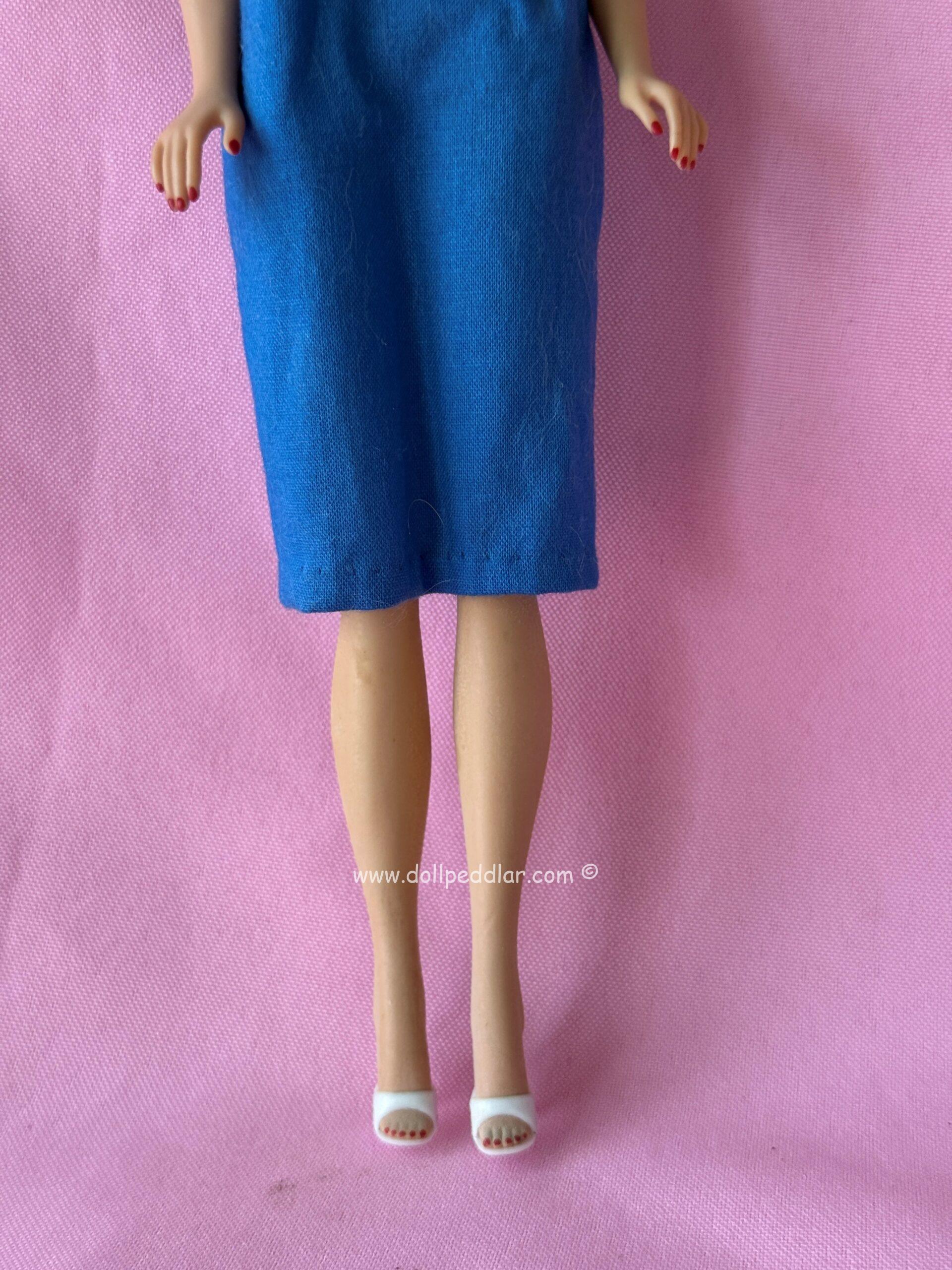 Vintage Number 4 Blonde Ponytail Barbie in Replica Outfit MINT/NEAR MINT - Image 8