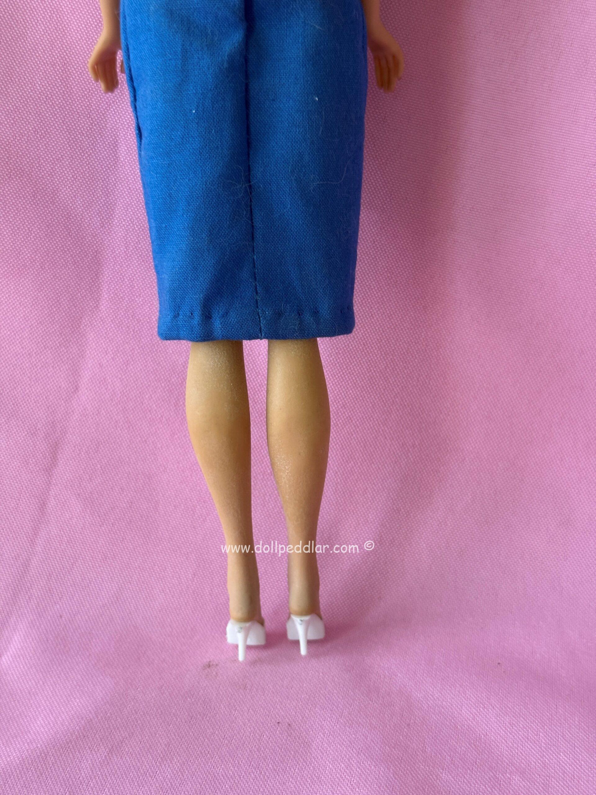Vintage Number 4 Blonde Ponytail Barbie in Replica Outfit MINT/NEAR MINT - Image 11