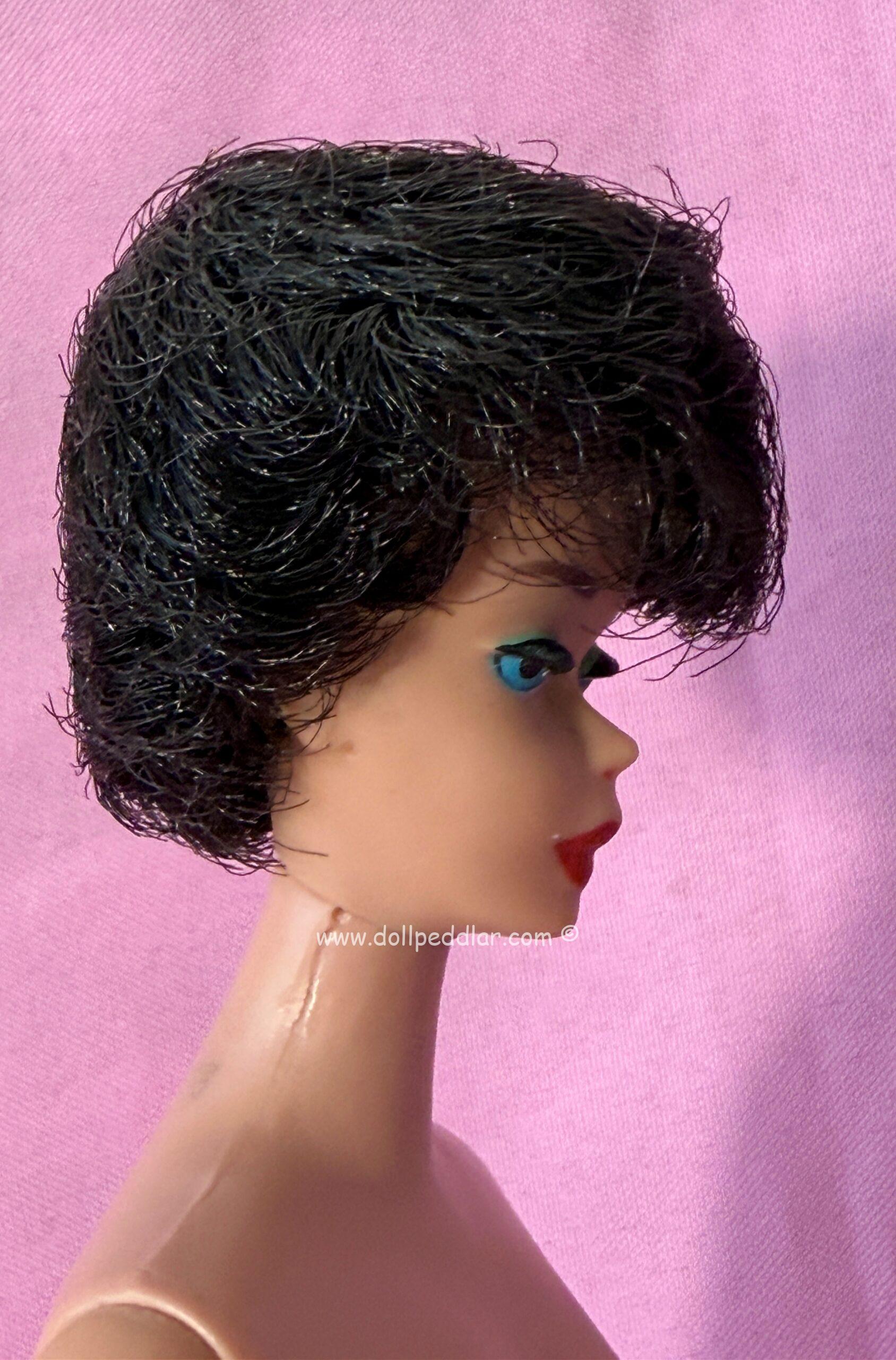 Vintage Brunette Bubble Cut Barbie M/NM in Box - Image 5