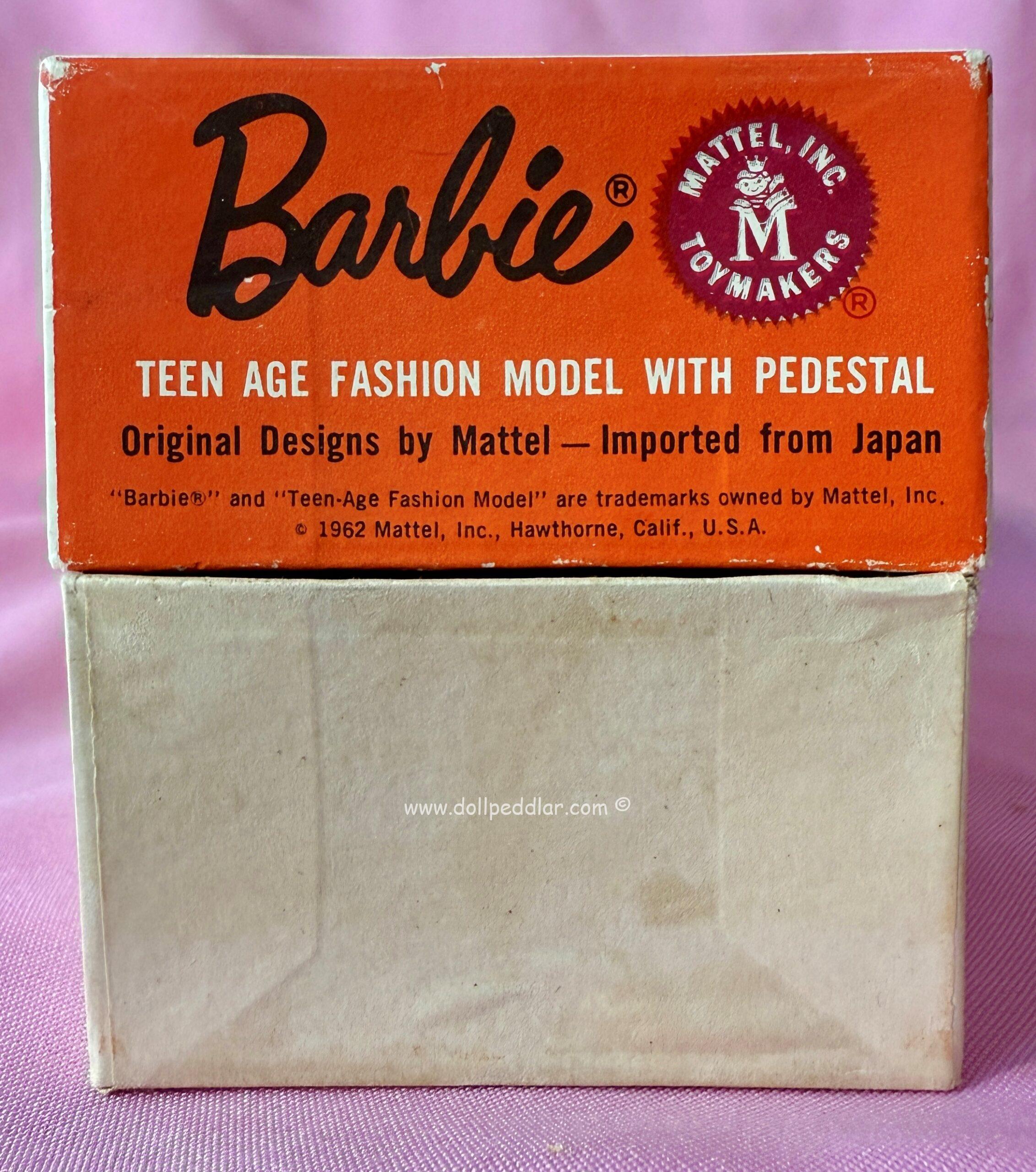 #850 Vintage Bubble Cut Brunette MIB - Image 28