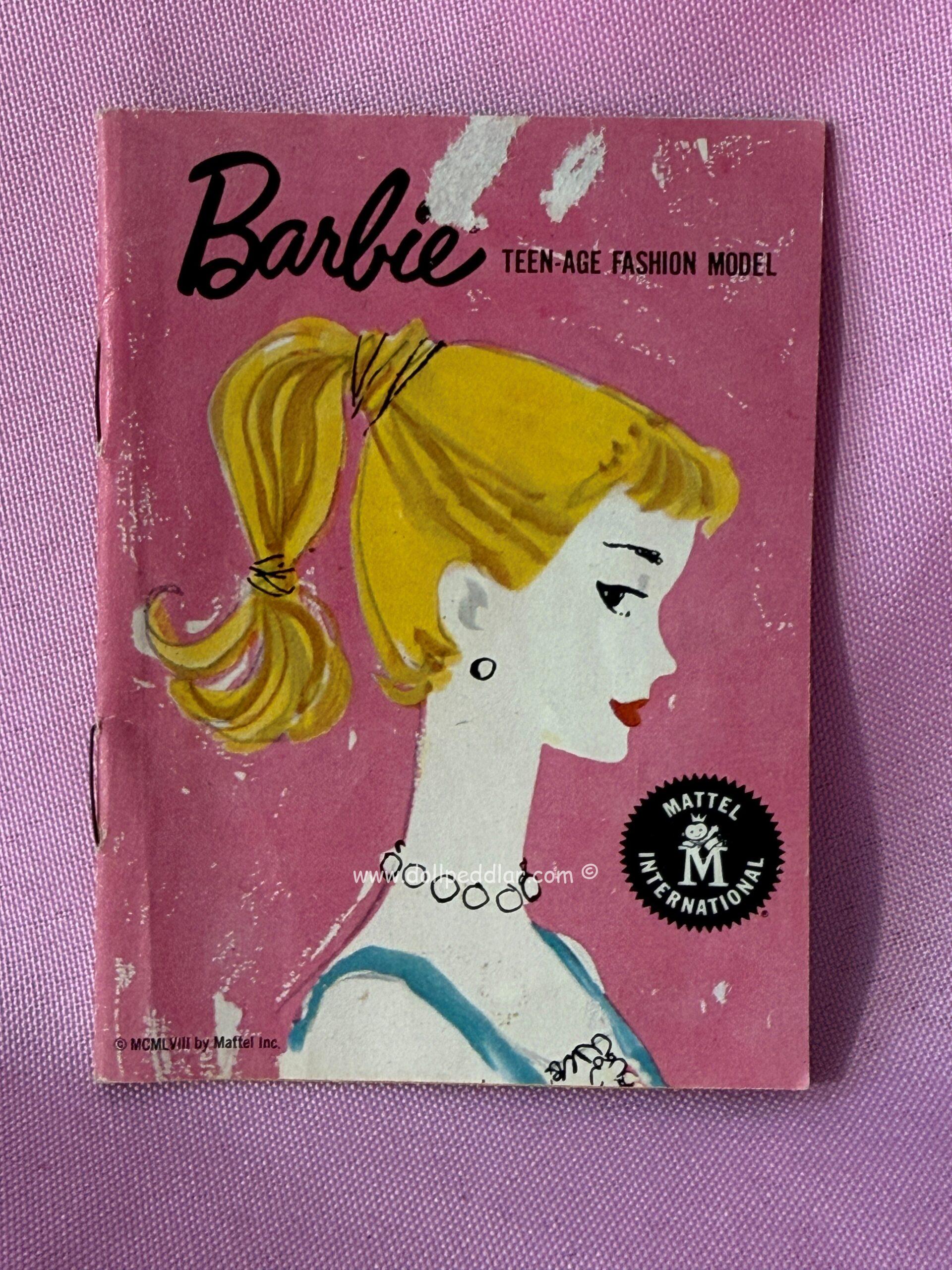 #850 Vintage Bubble Cut Brunette MIB - Image 26