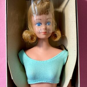#860 Blonde Midge NRFB Mint/Complete in Box