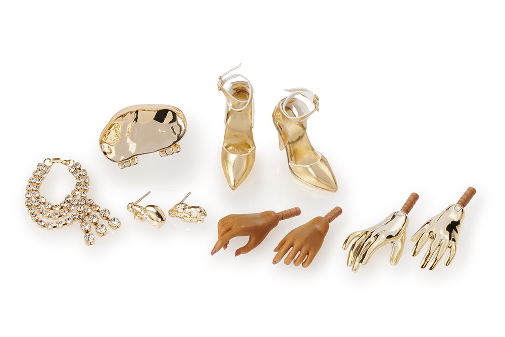The Jason Wu™ Collection WClub 20th Anniversary Doll Optic Gold Nadja Rhymes™ - Image 8