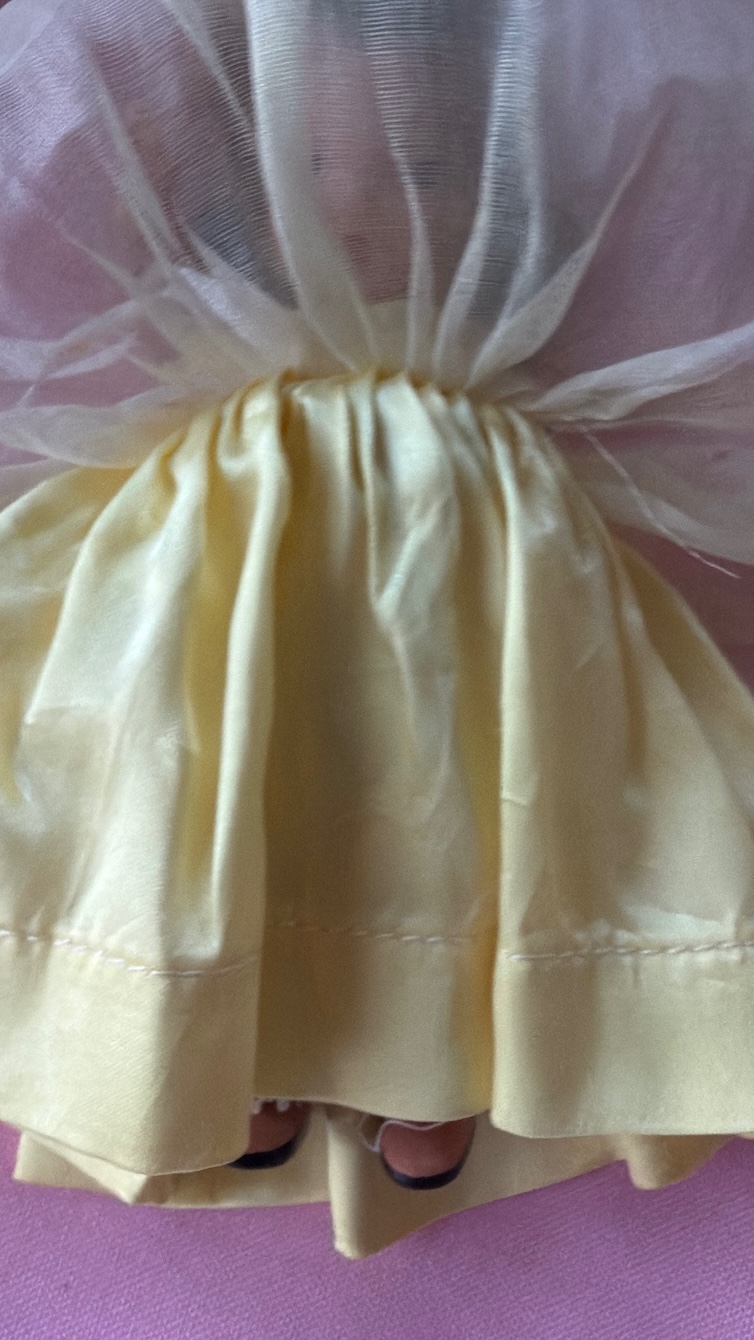 Nancy Ann Storybook Doll "BRIDE" bisque, black painted eyes, auburn wig Very Good - Image 6