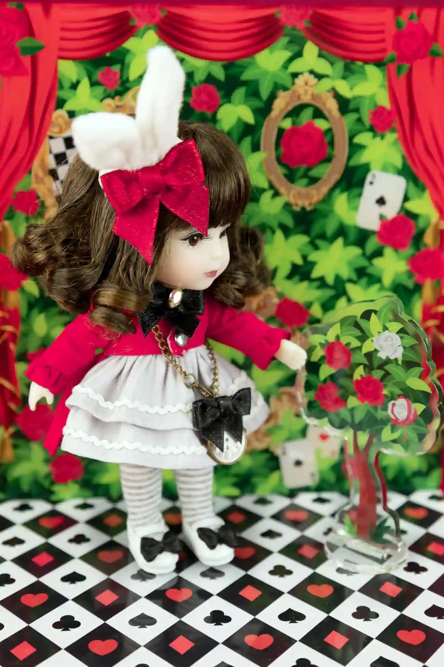 Ruby Red DAZZLE 5.5"Alice in Wonderland -White Rabbit Set IN STOCK - Image 4