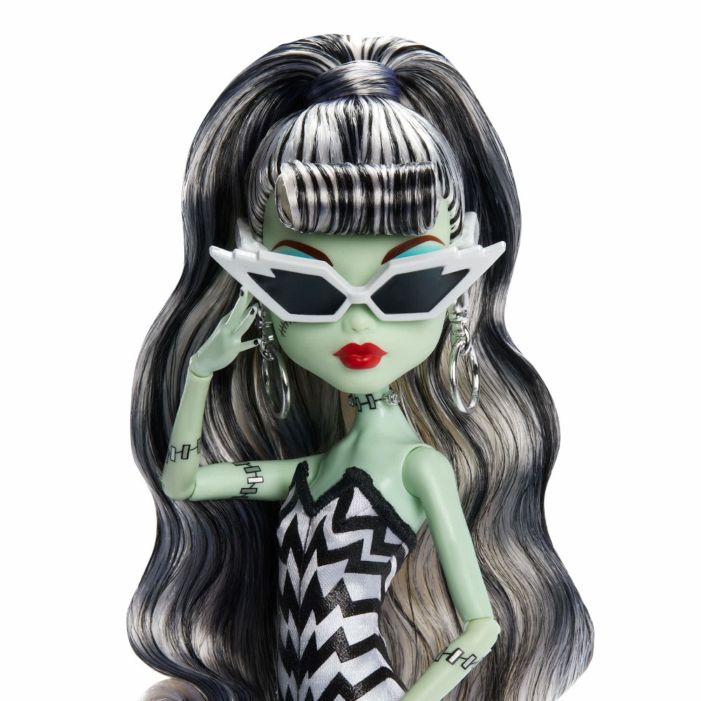 JHK28 Monster High Skullector Frankie Stein X Barbie Doll - Image 3