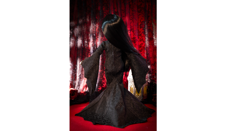 Ruby Red Fashion Friends Halloween Gothic Ravenna LE350 - Image 5