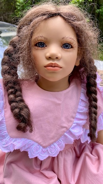 Annette Himstedt Lona 31.5″ Mint in Box (picture of doll) – Doll